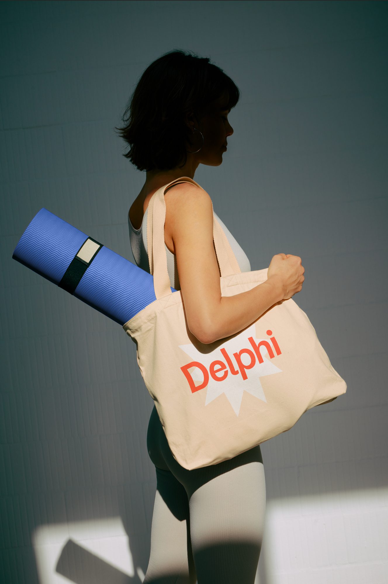 Delphi tote bag with a yoga mat